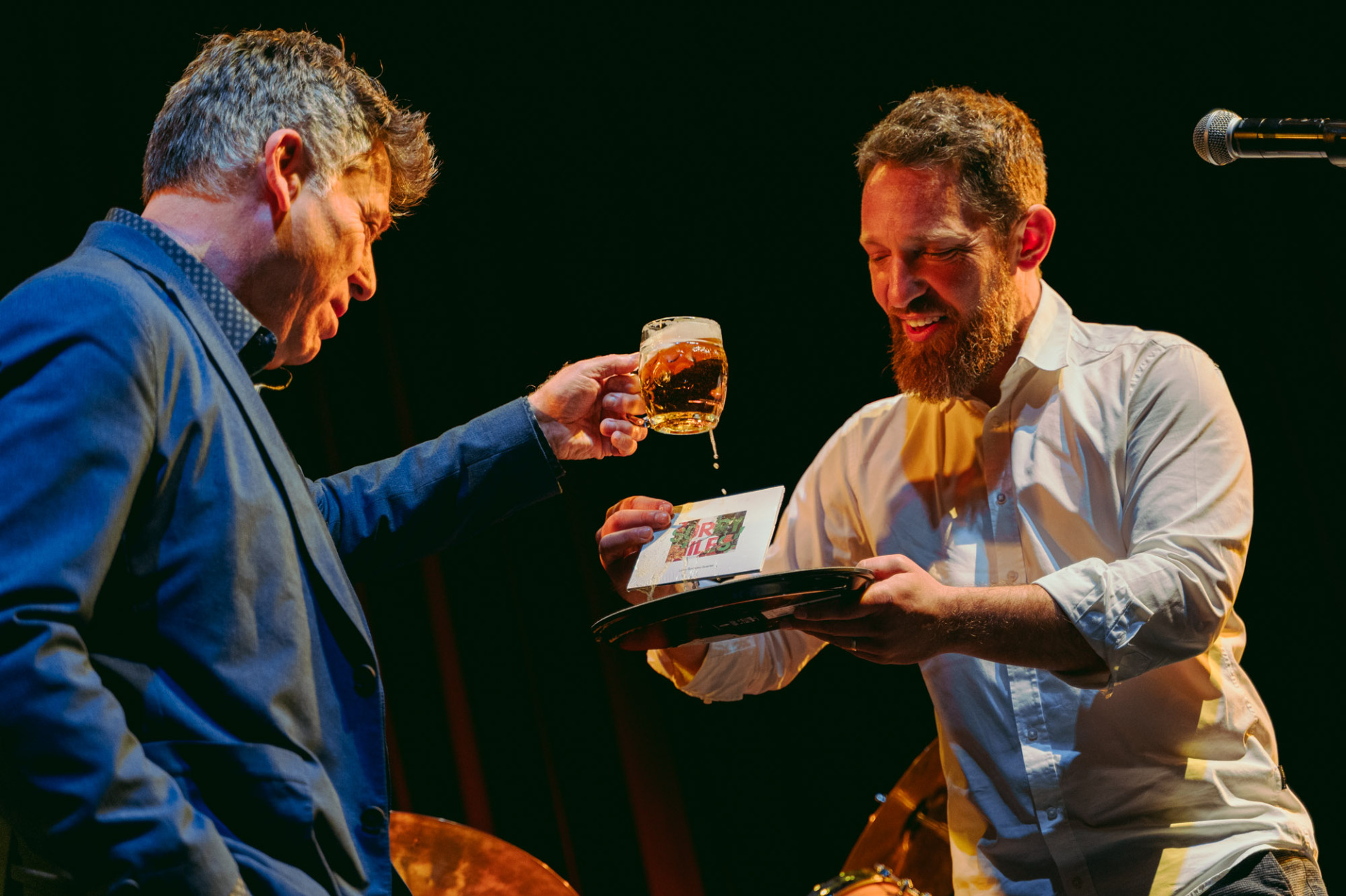 Křest alba Sorry, Miles! s kytaristou Peterem Bernsteinem